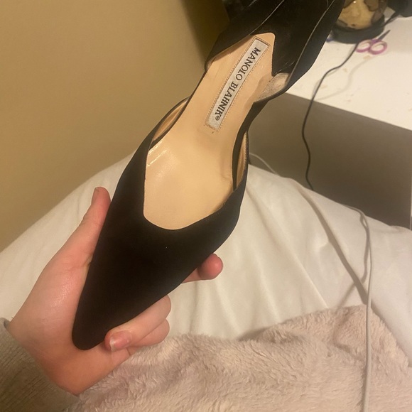 Carolyne manolo blahnik shoes! - Picture 5 of 5